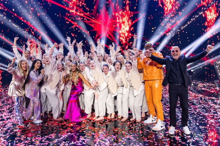 Lindsay Ell, Lilly Singh, Trish Stratus, Kardinal Offishall, Howie Mandel and Conversion Dance Group in the 'CGT' finale 