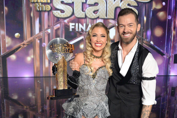 Kaitlyn Bristowe, Artem Chigvintsev win 'Dancing With the Stars' season 29