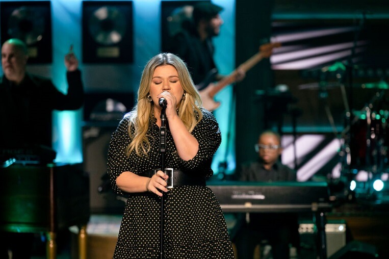 Kelly Clarkson Releases New Song 'I Hate Love,' Featuring Steve Martin