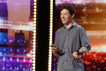 Comedian Uses Text-to-Speech App in Hilarious ‘AGT’ Early Release