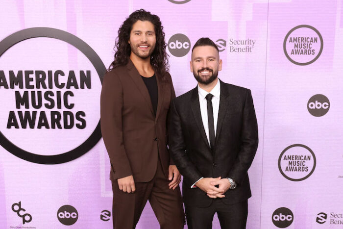 Dan Shay Join The Voice As 2024 Coaches Are Announced   Original DanAndShay Taylor HillFilmMagic 700x467 