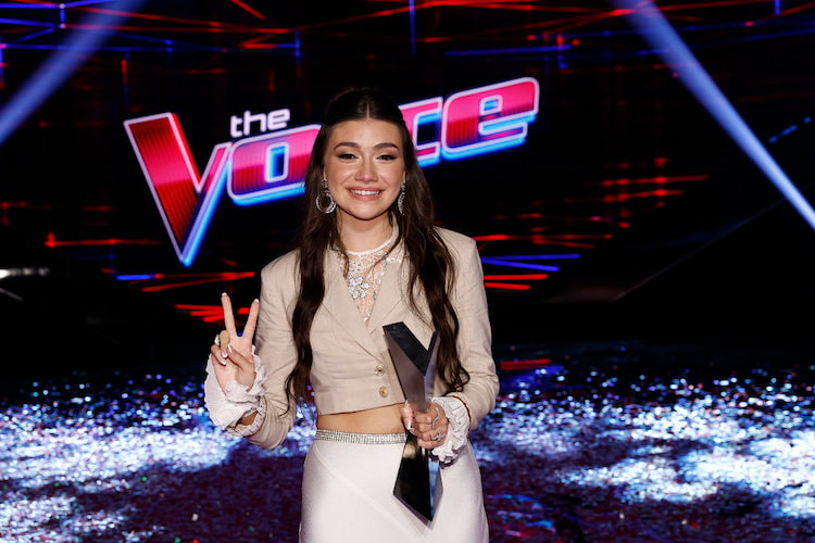 Gina Miles Finally Receives Her Trophy for Winning 'The Voice'