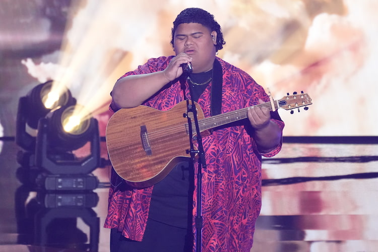 Iam Tongi performs in the 'American Idol' finale