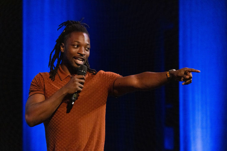 ‘AGT’ Star Comedian Preacher Lawson Lights Up Salute to Summer Event With Laughter