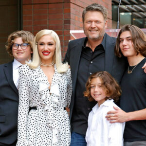 Gwen Stefani, Blake Shelton, and Gwen Stefani's kids at Blake Shelton's Hollywood Walk of Fame award Ceremony