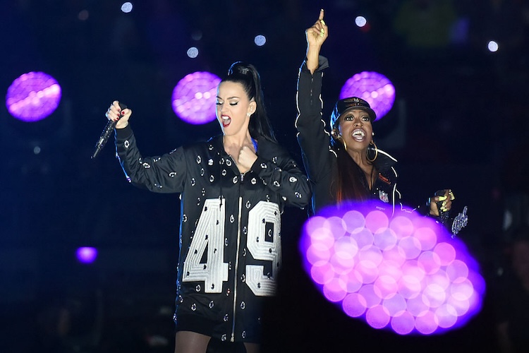 Missy Elliot and Katy Perry on the Super Bowl 2015 stage