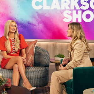 Paris Hilton and Kelly Clarkson on 'The Kelly Clarkson Show'