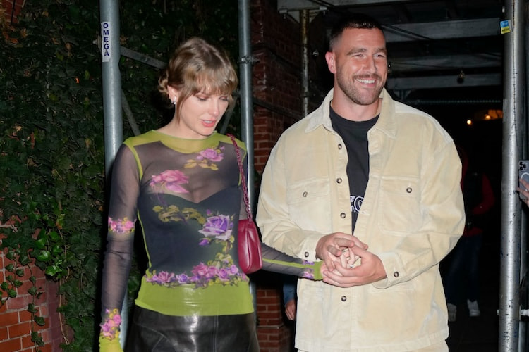 Taylor Swift and Travis Kelce at Waverly Inn