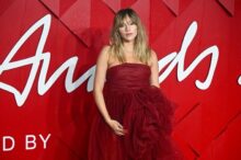 Suki Waterhouse Shows Off Baby Bump on Fashion Awards Red Carpet