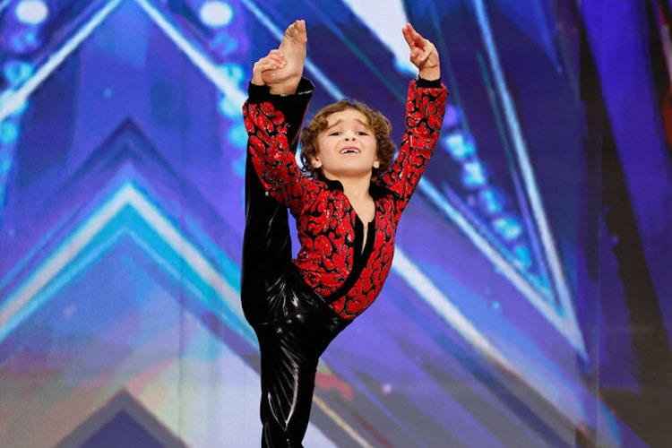 8-Year-Old Dancer Busts a Move in ‘AGT’ Early Release Audition