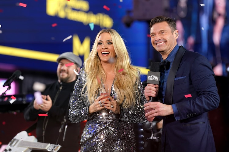 Ryan Seacrest, Carrie Underwood Hand Out ‘American Idol’ Platinum Ticket on New Year’s Eve