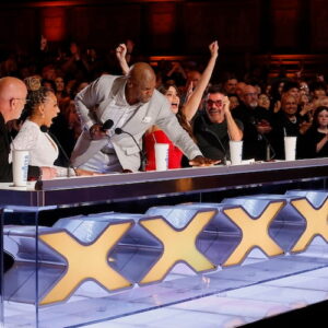 Howie Mandel, Mel B, Terry Crews, Sofia Vergara, and Simon Cowell on 'America's Got Talent' 2025. Terry Crews hits the Golden Buzzer