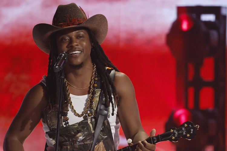 ‘AGT’ Recap: Country Artist Earns Sofia Vergara’s Quarterfinals Golden Buzzer