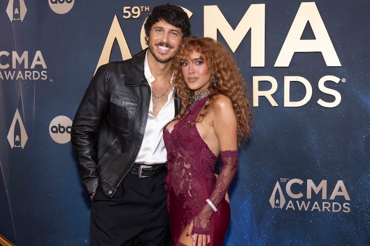 ‘American Idol’s Laci Kaye Booth Walks CMA Red Carpet with Kelsea Ballerini’s Ex