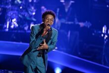 'The Voice' Recap: Ruby Leigh, Huntley, Mara Justine Steal The Live Show — Vote For Your Favorite Artists Now! 2 ‘The Voice’ Recap: Michael Bublé Hits First Mic Drop Button For 14 Year Old Singer