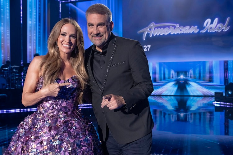 Carrie Underwood and Taylor Hicks on 'American Idol' 2026